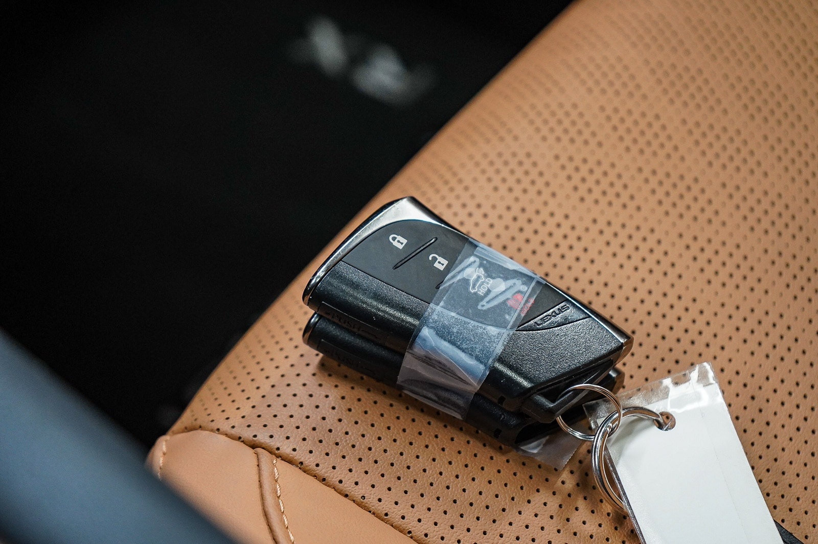 Thumbnail: 2024 Lexus RX - 27