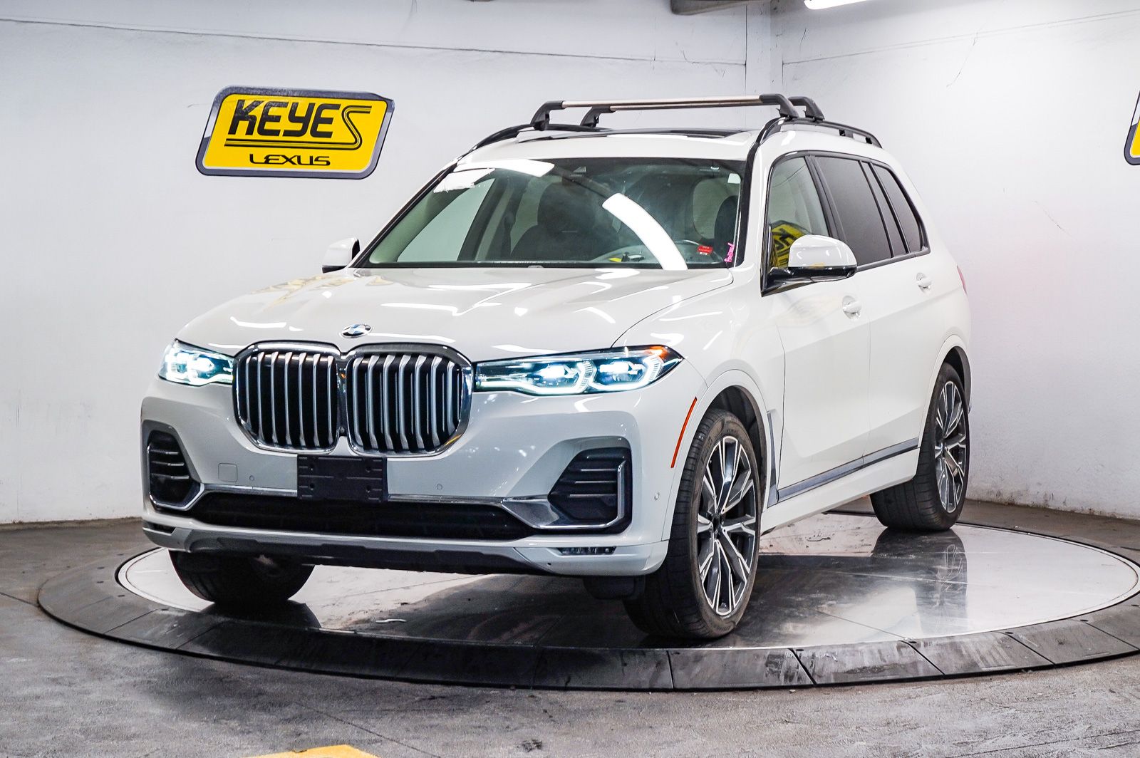 2021 BMW X7 xDrive40i -
                  Van Nuys, CA