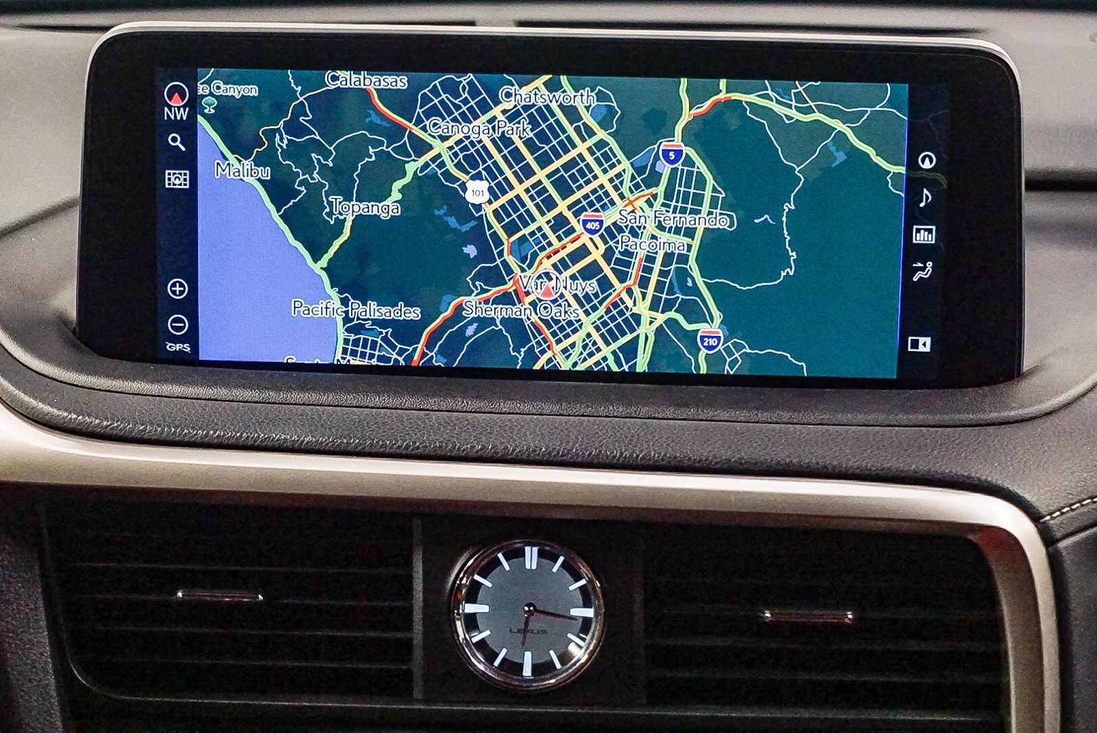 Thumbnail: 2021 Lexus RX - 16