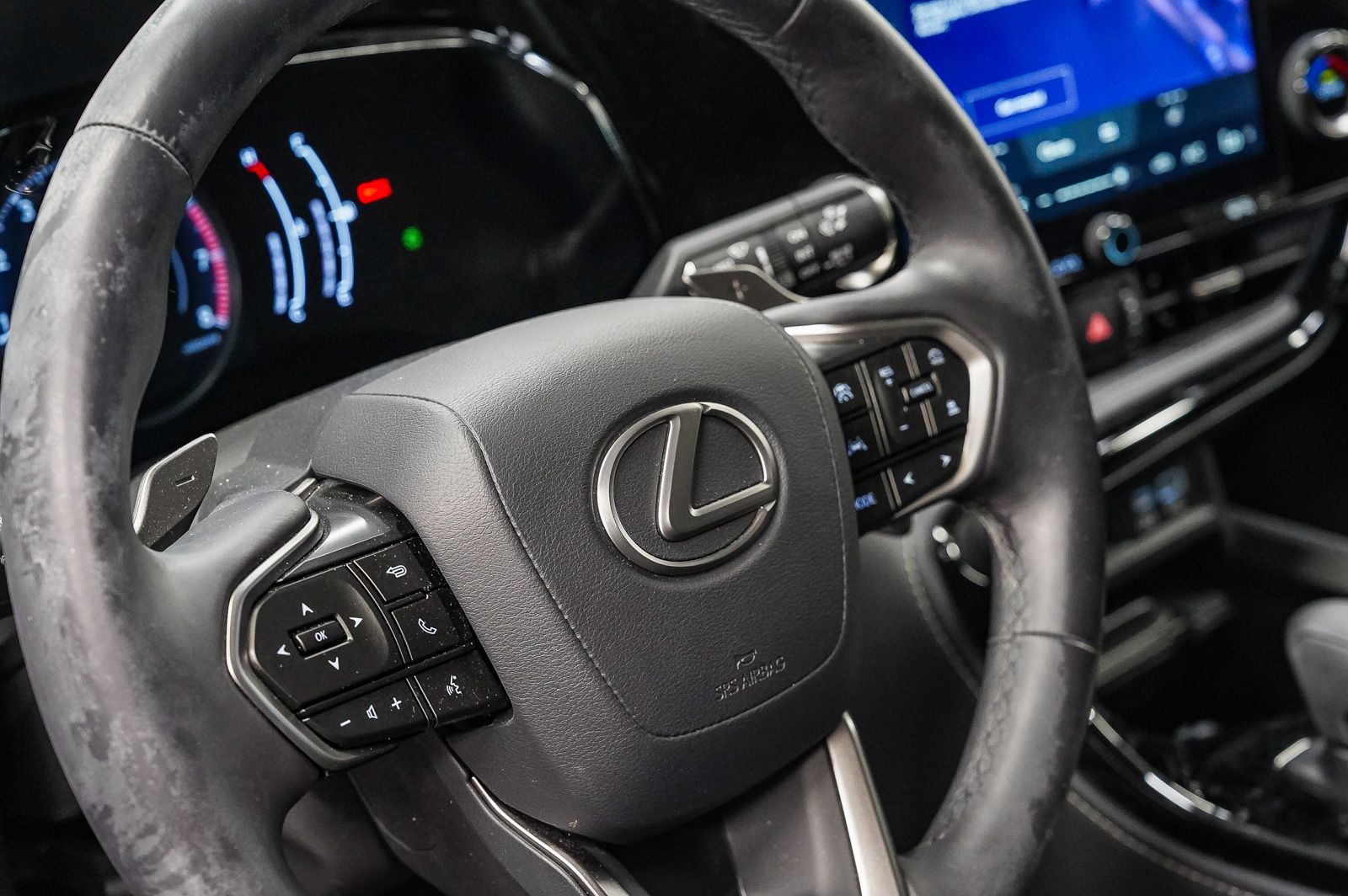 Thumbnail: 2024 Lexus ES - 20