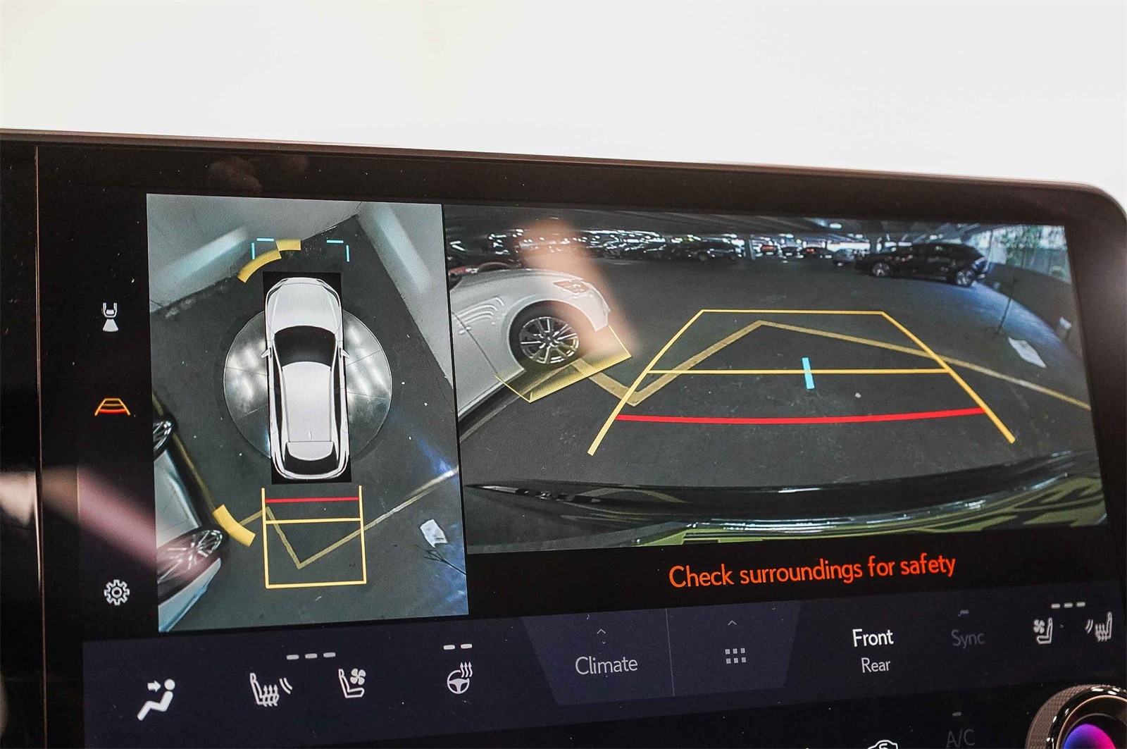 Thumbnail: 2024 Lexus RX - 26