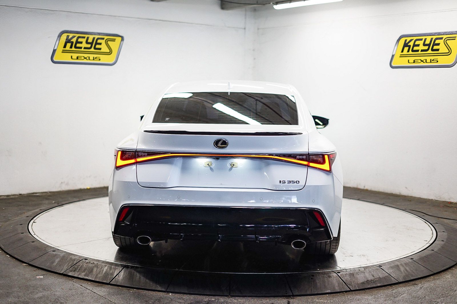 Thumbnail: 2023 Lexus IS - 2