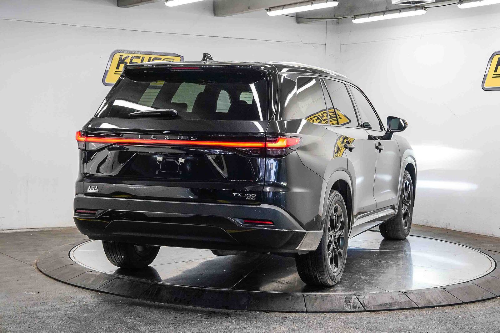 Thumbnail: 2024 Lexus TX - 3