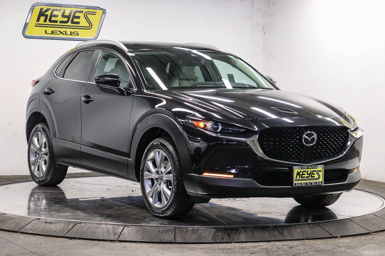 Thumbnail: 2023 Mazda CX-30 - 4