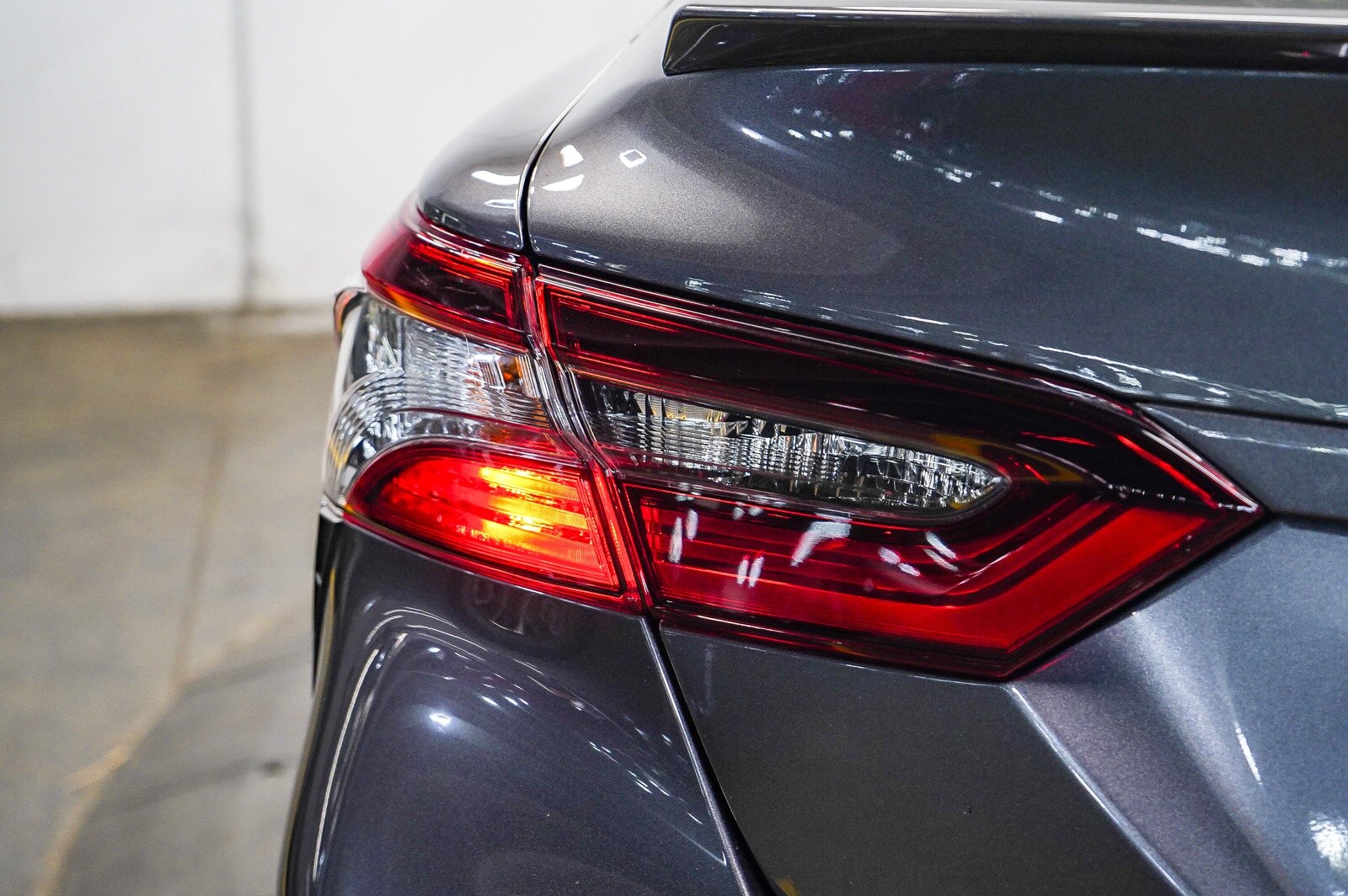 Thumbnail: 2023 Toyota Camry - 11