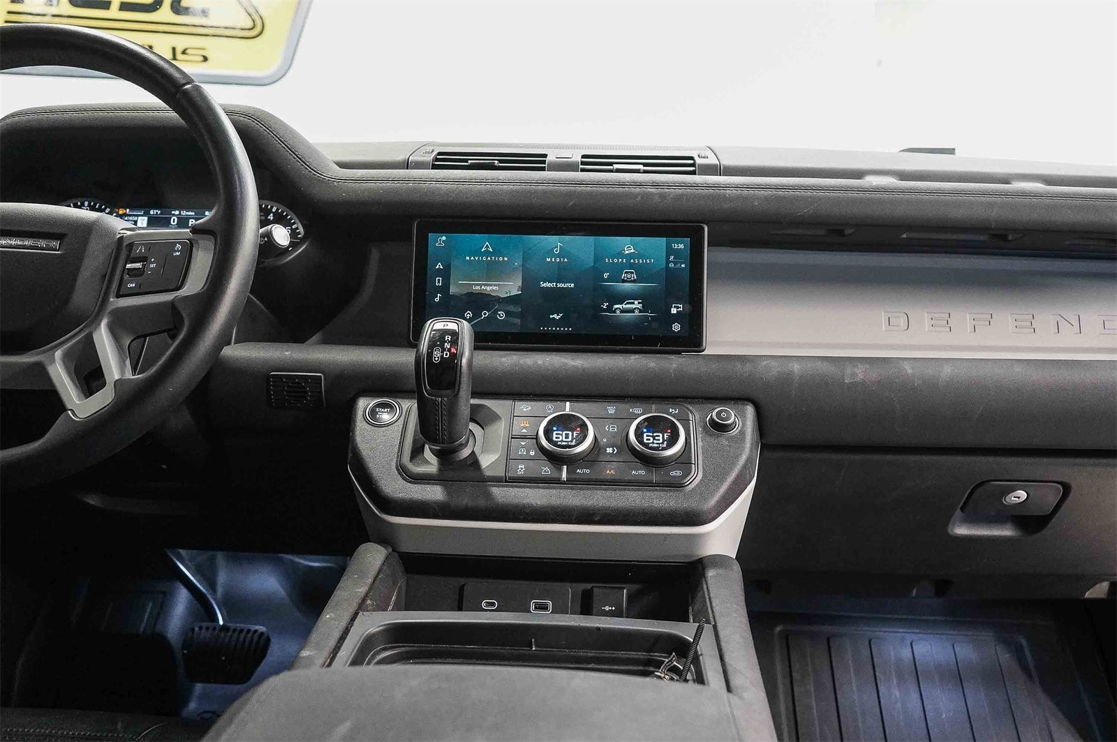 Thumbnail: 2023 Land Rover Defender - 12