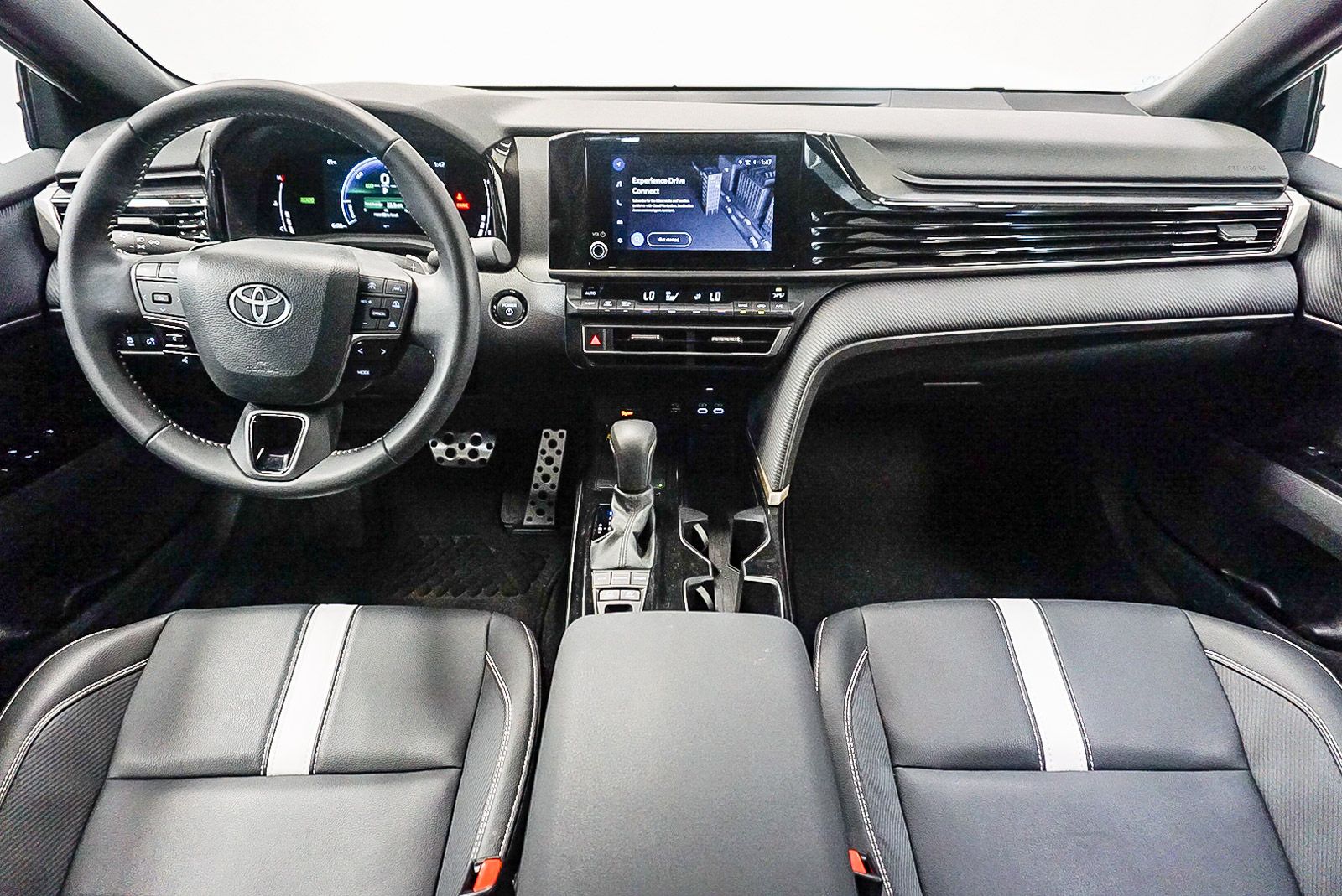 Thumbnail: 2025 Toyota Camry - 13
