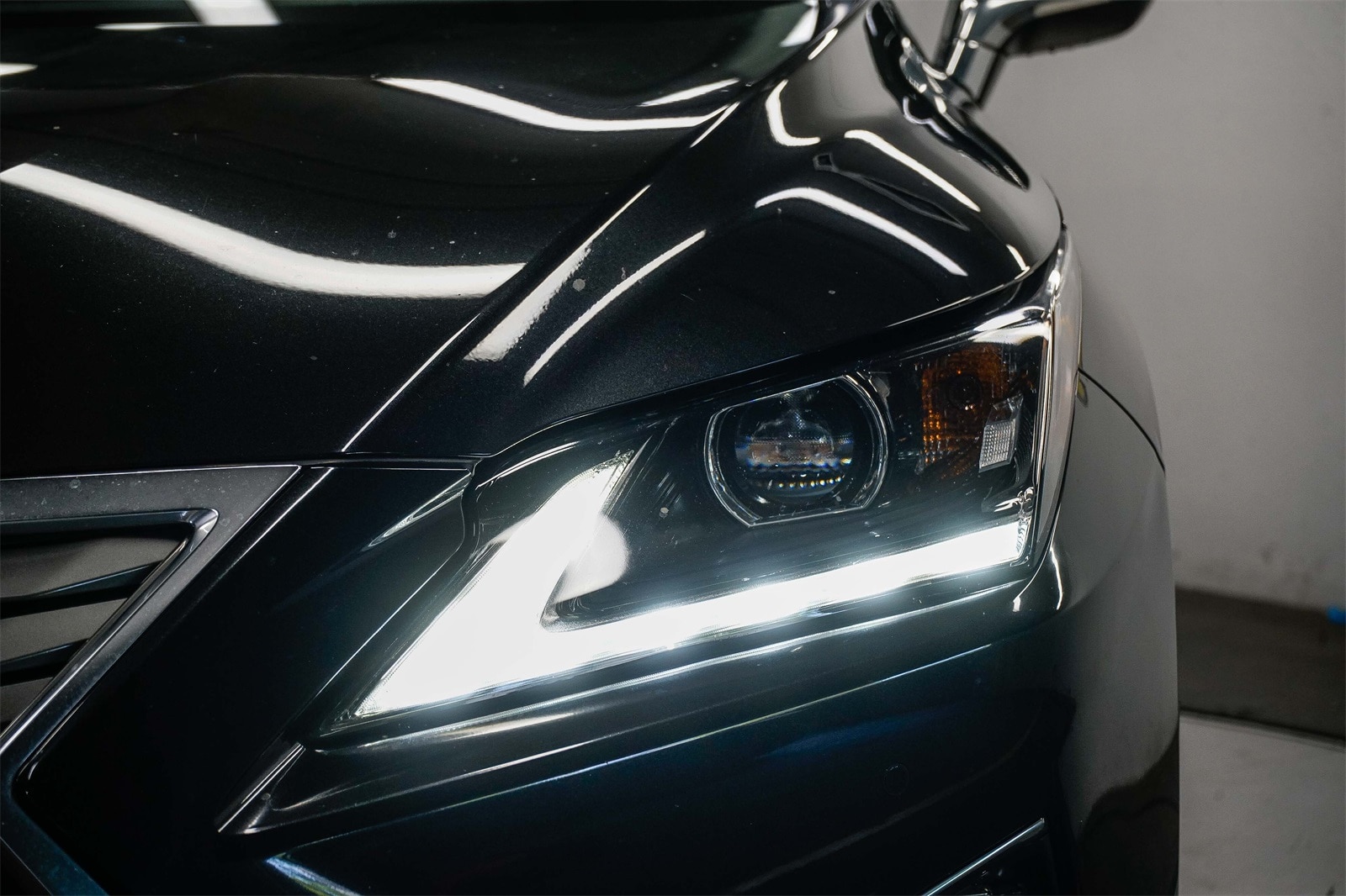 Thumbnail: 2017 Lexus RX - 7