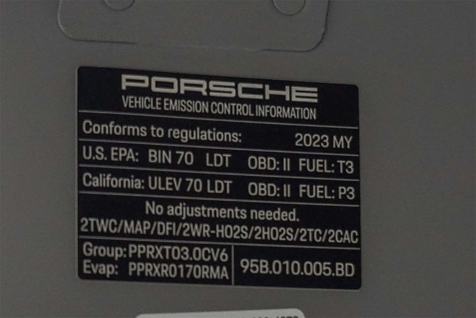 Thumbnail: 2023 Porsche Macan - 31