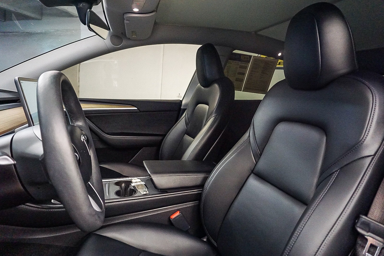 Thumbnail: 2023 Tesla Model Y - 17