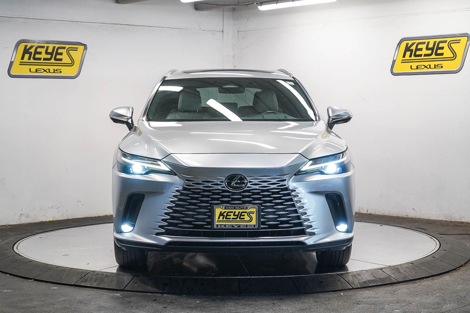 Thumbnail: 2023 Lexus RX - 5