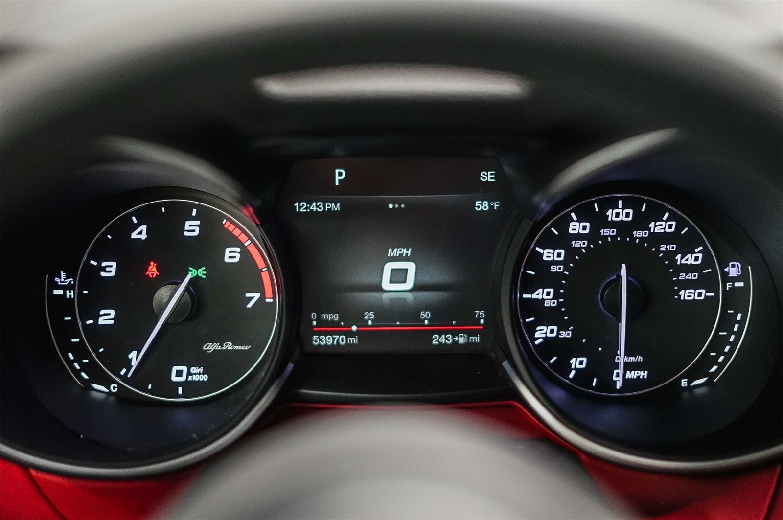 Thumbnail: 2018 Alfa Romeo Stelvio - 22