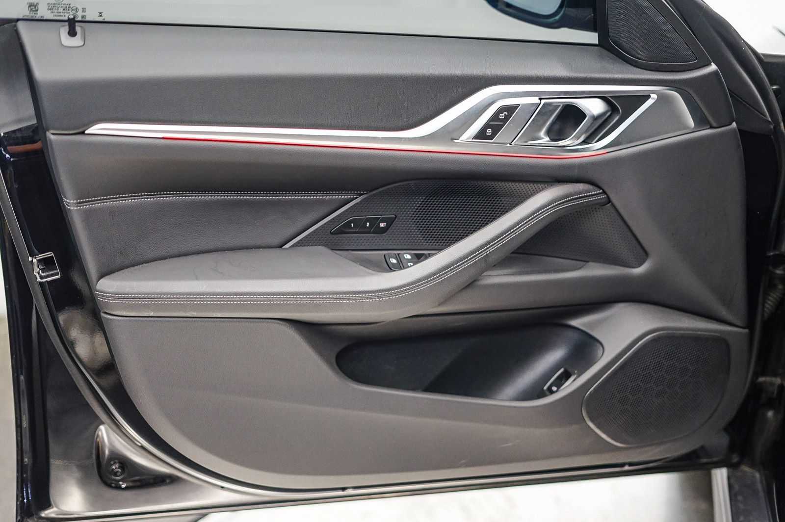 Thumbnail: 2025 BMW i4 - 22