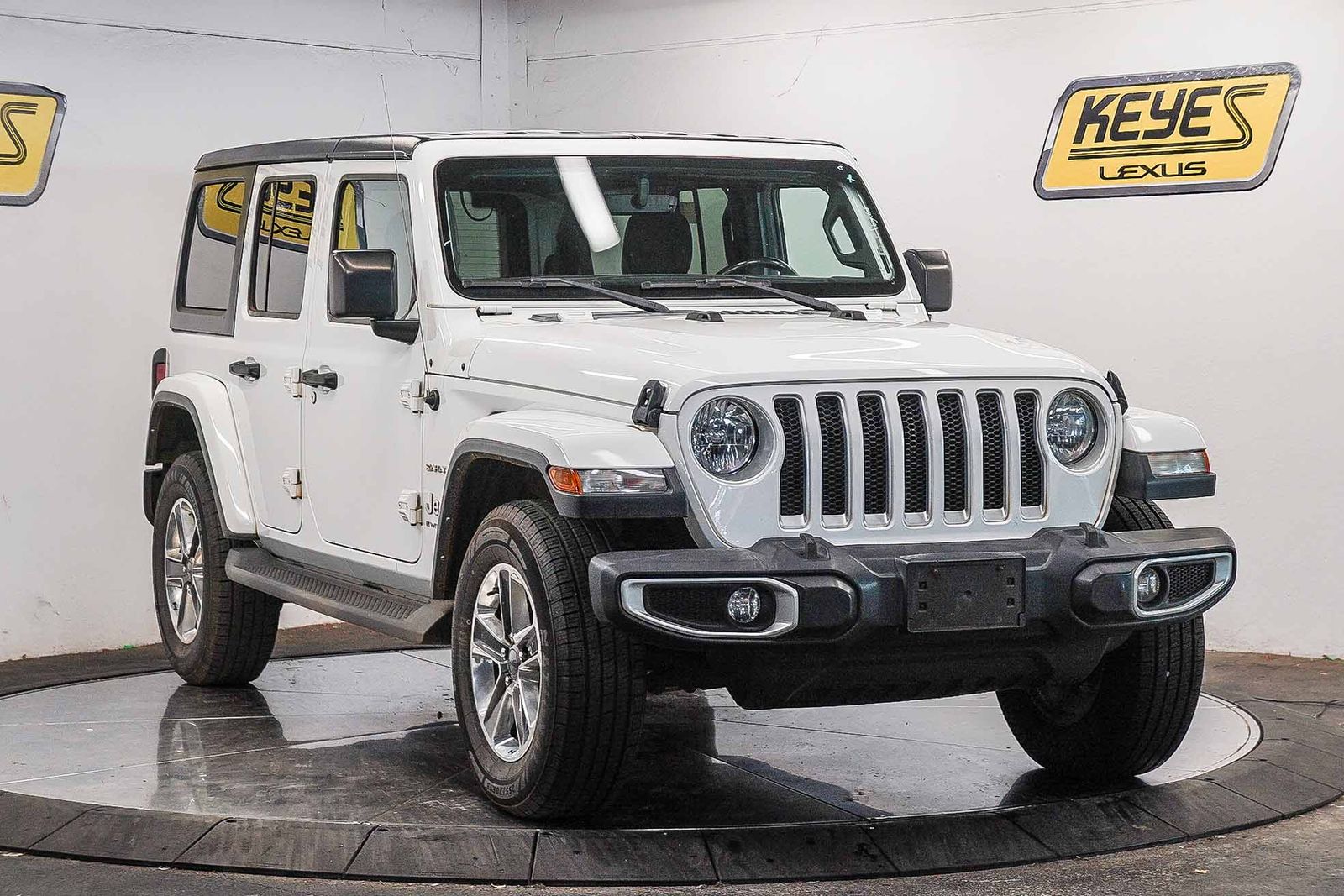 Thumbnail: 2023 Jeep Wrangler - 5