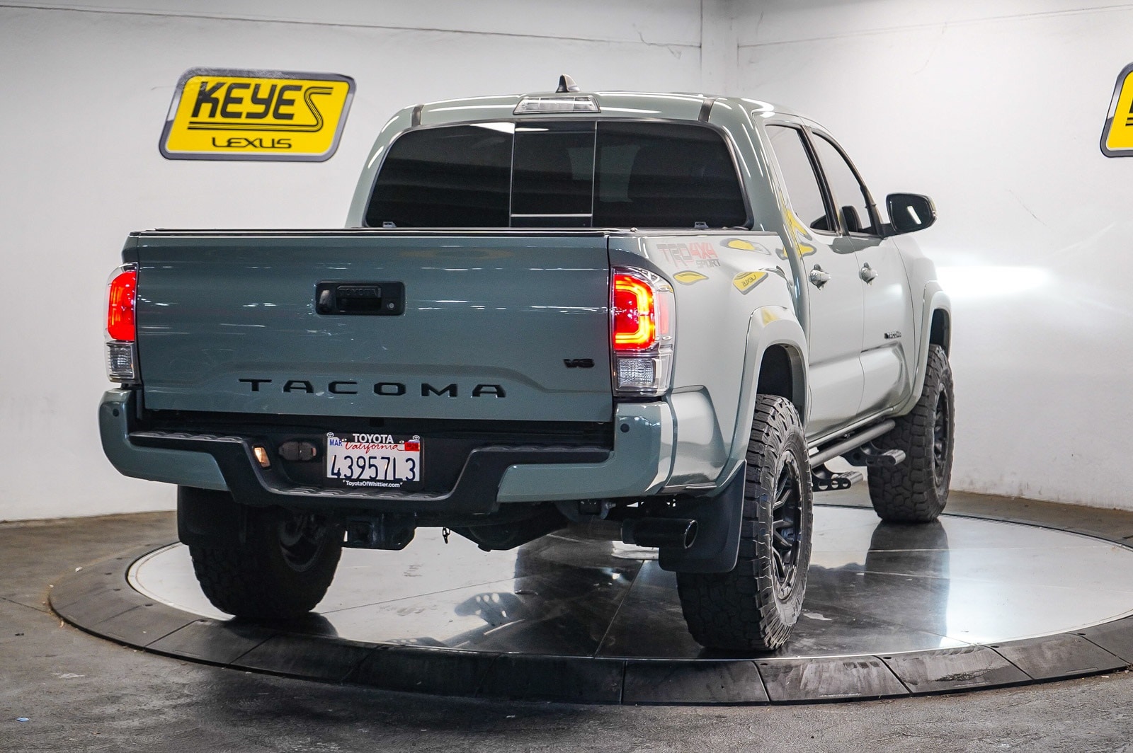 Thumbnail: 2022 Toyota Tacoma - 4