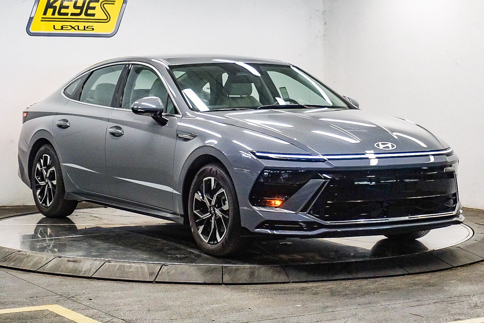 Thumbnail: 2025 Hyundai Sonata - 5