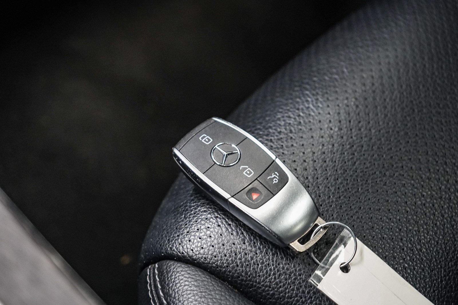 Thumbnail: 2019 Mercedes-Benz C-Class - 27