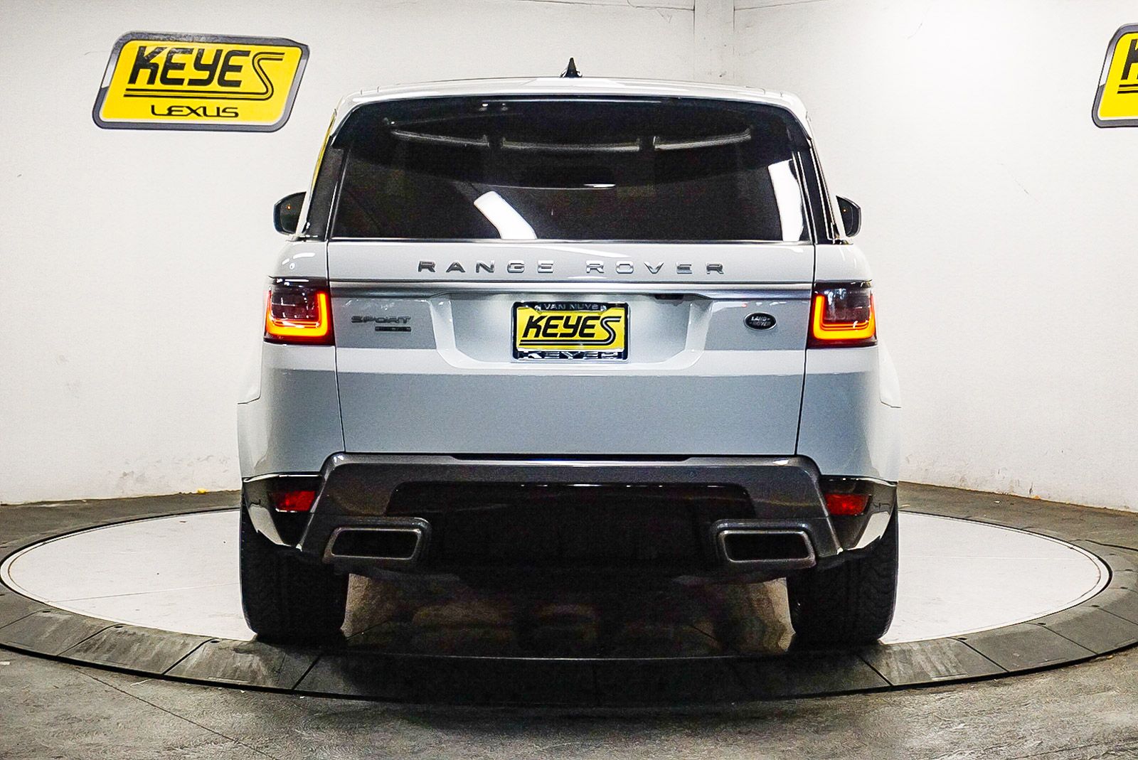 Thumbnail: 2018 Land Rover Range Rover Sport - 3