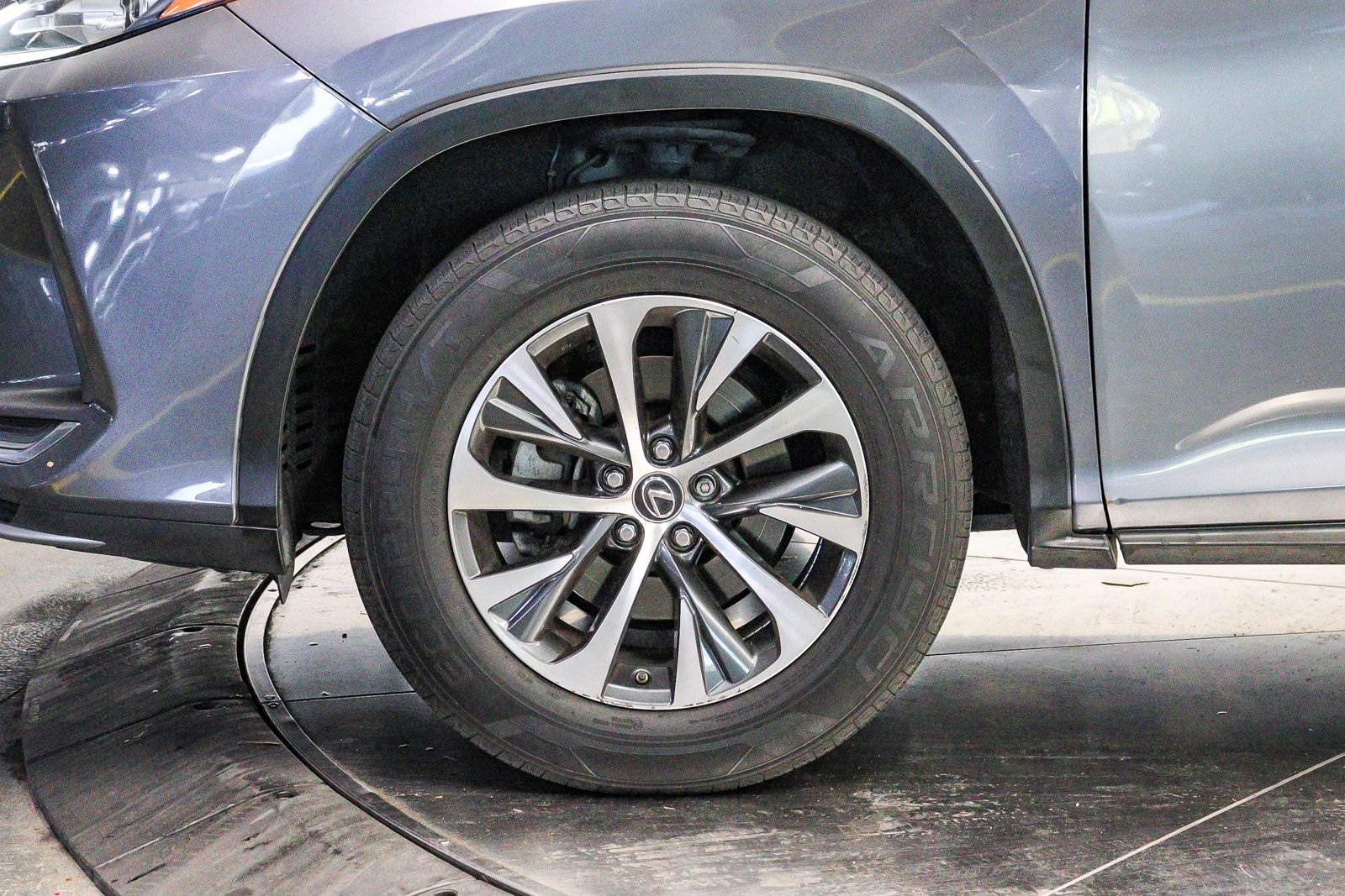 Thumbnail: 2020 Lexus RX - 8