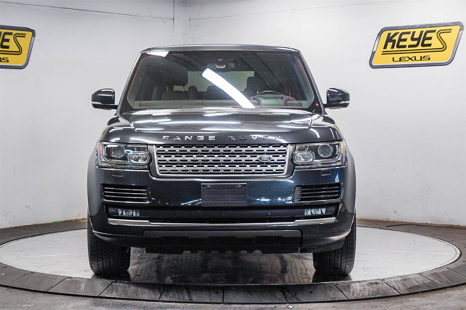 Thumbnail: 2016 Land Rover Range Rover - 6