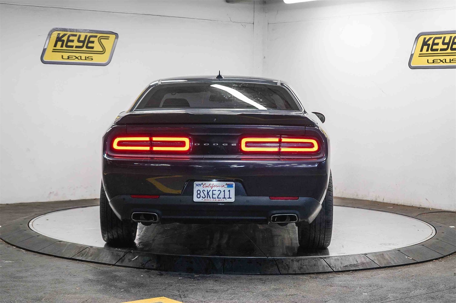 Thumbnail: 2017 Dodge Challenger - 3