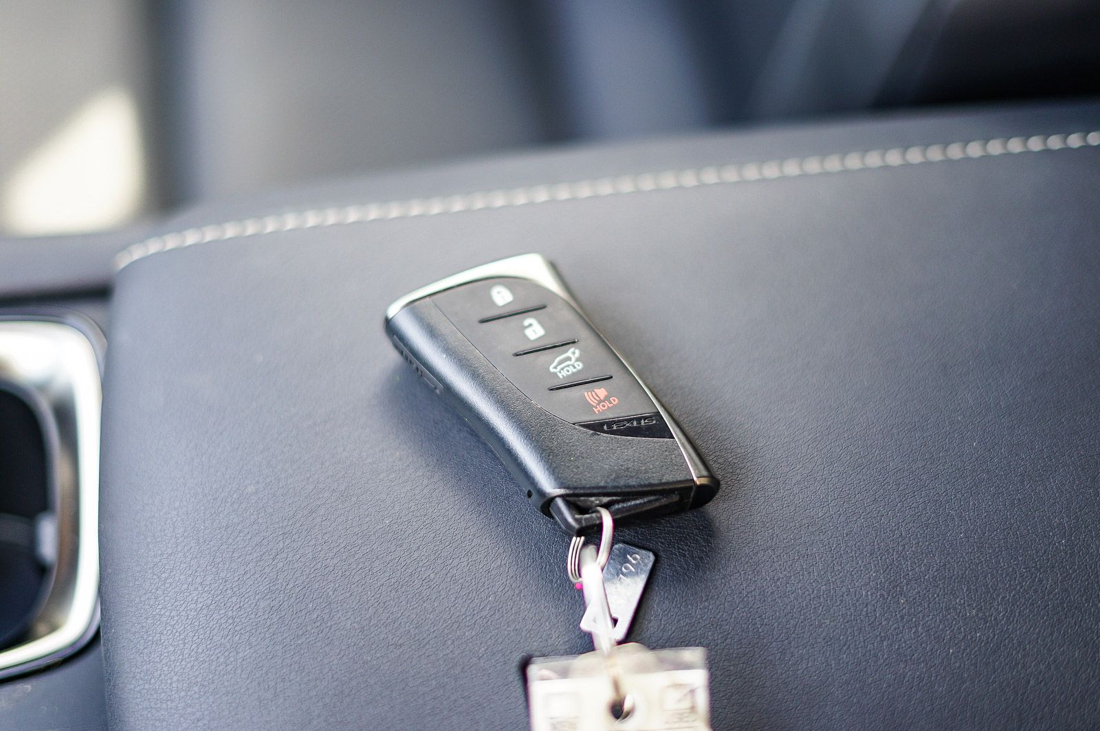 Thumbnail: 2024 Lexus RX - 33