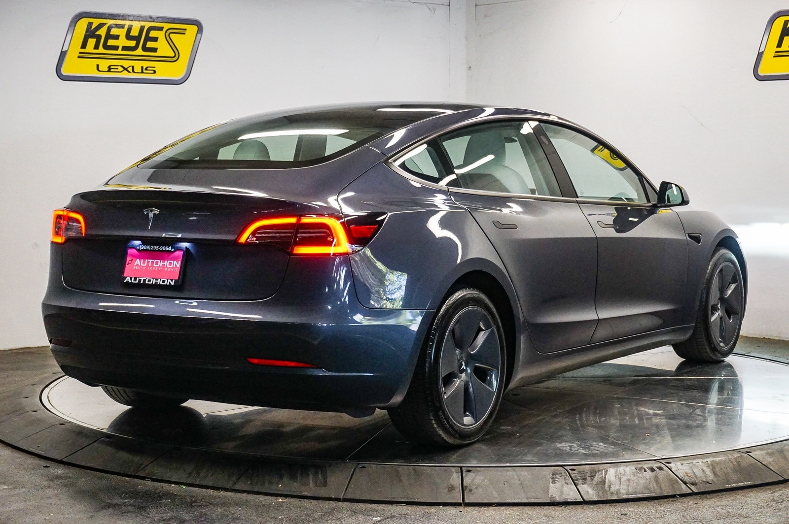 Thumbnail: 2023 Tesla Model 3 - 4