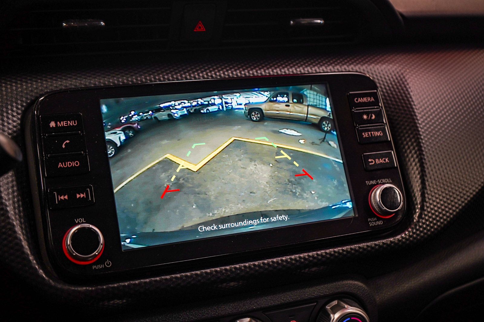 Thumbnail: 2023 Nissan Kicks - 25