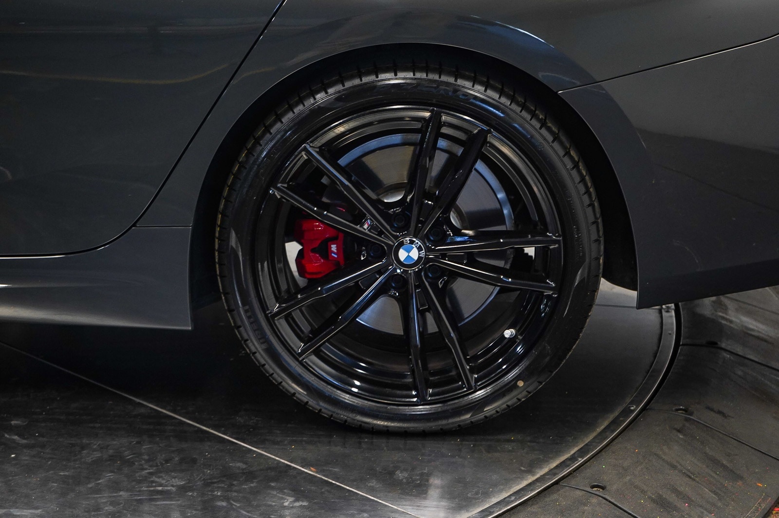 Thumbnail: 2023 BMW 3 Series - 10