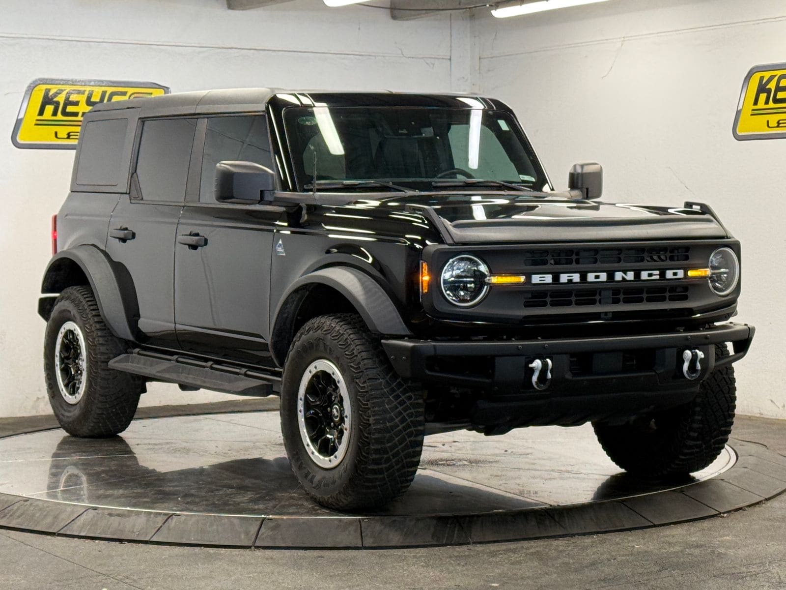 2023 Ford Bronco Black Diamond -
                  Van Nuys, CA