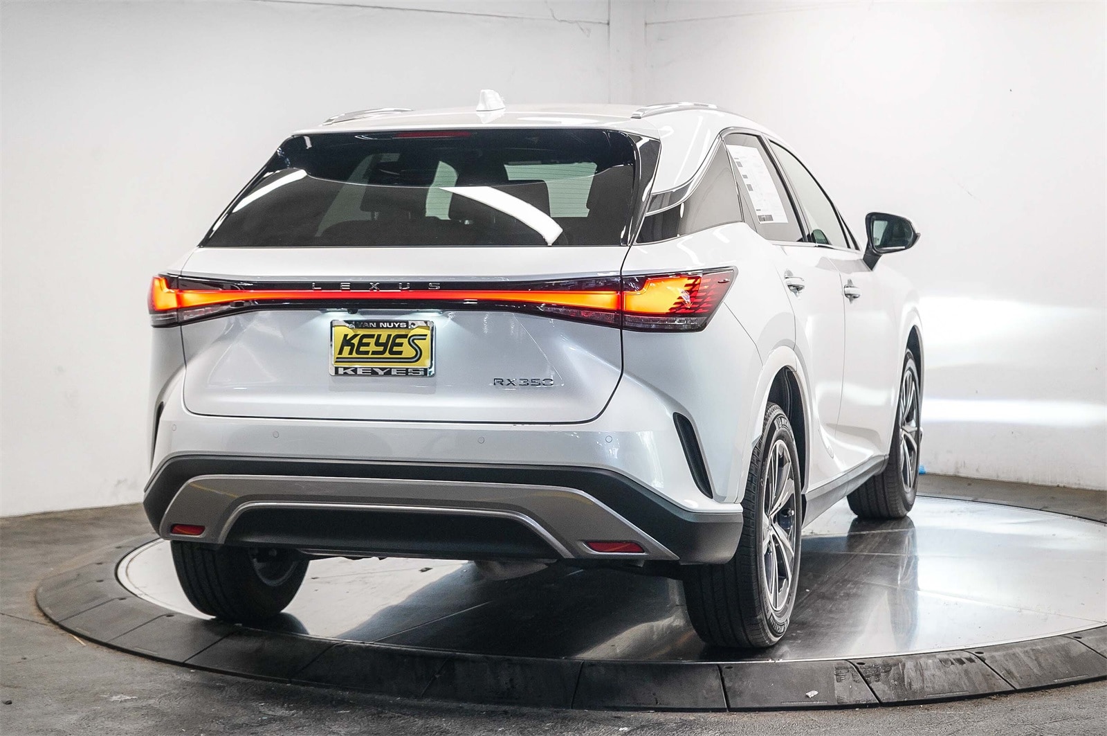Thumbnail: 2024 Lexus RX - 4