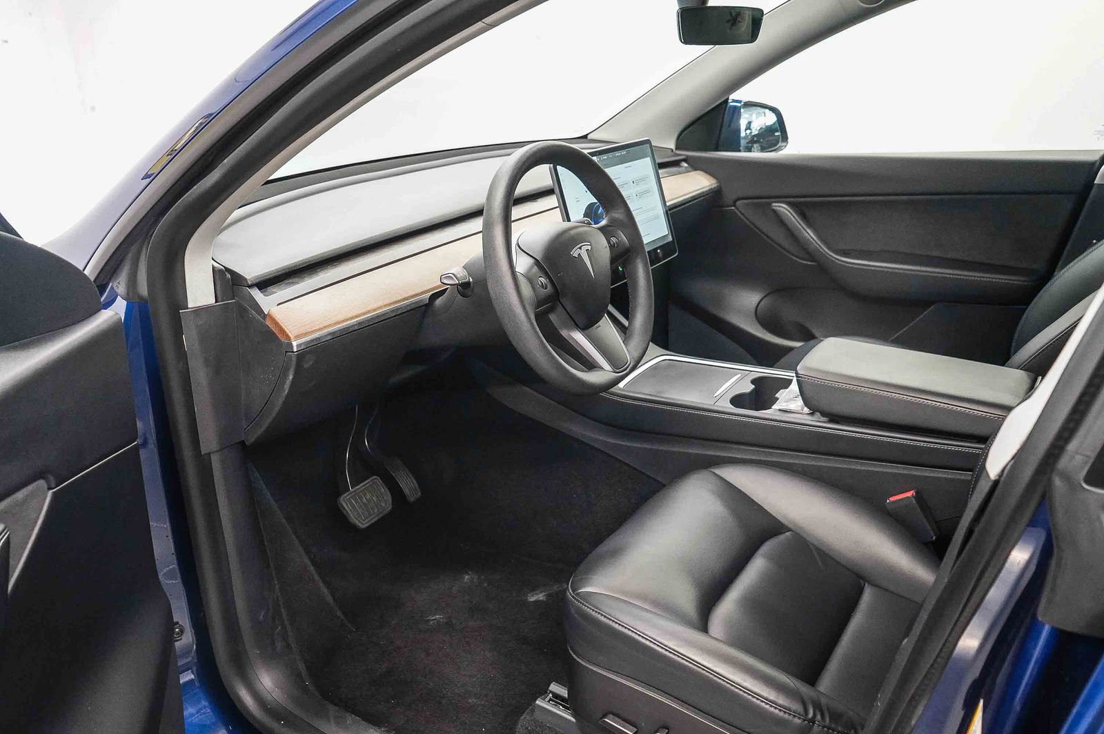 Thumbnail: 2021 Tesla Model Y - 17