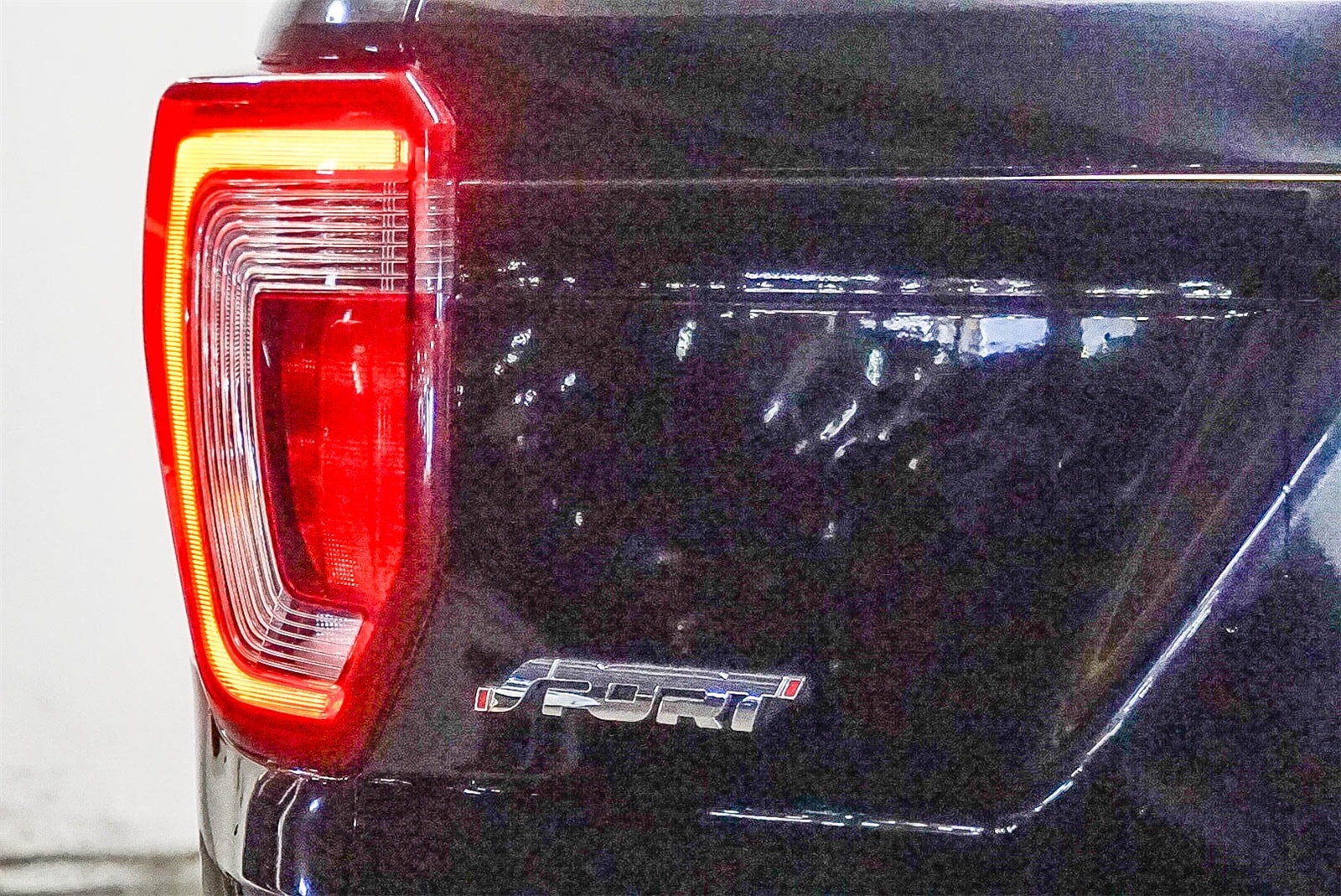 Thumbnail: 2018 Ford Explorer - 11