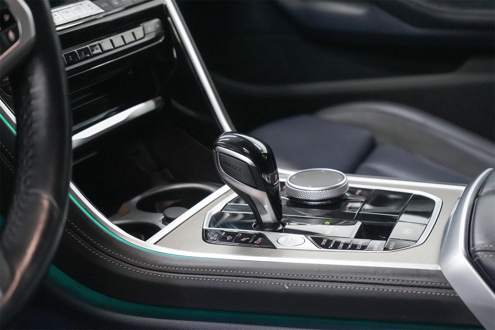 Thumbnail: 2025 BMW 8 Series - 33