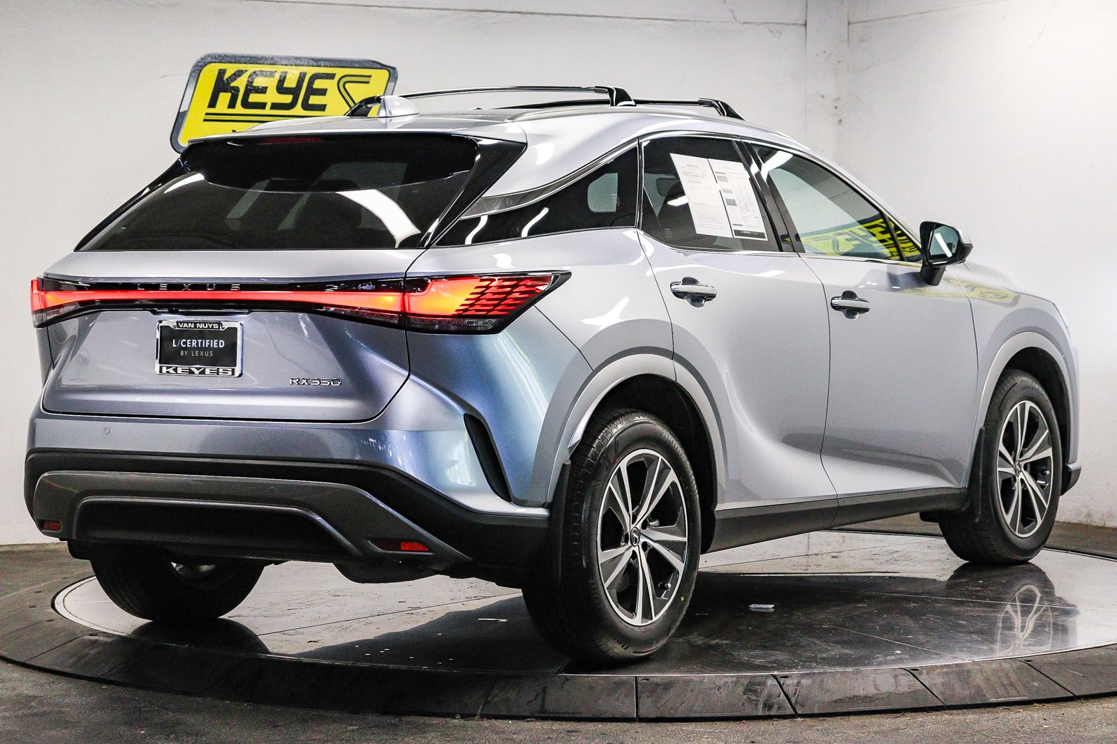 Thumbnail: 2024 Lexus RX - 3