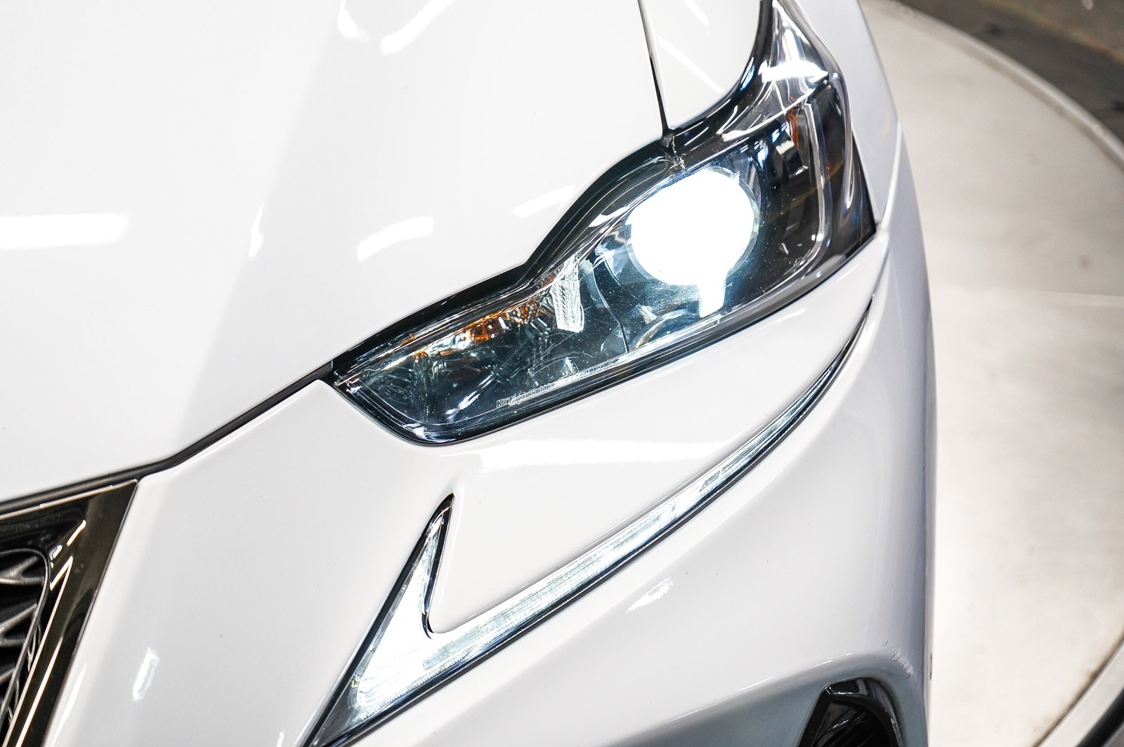 Thumbnail: 2020 Lexus IS - 7