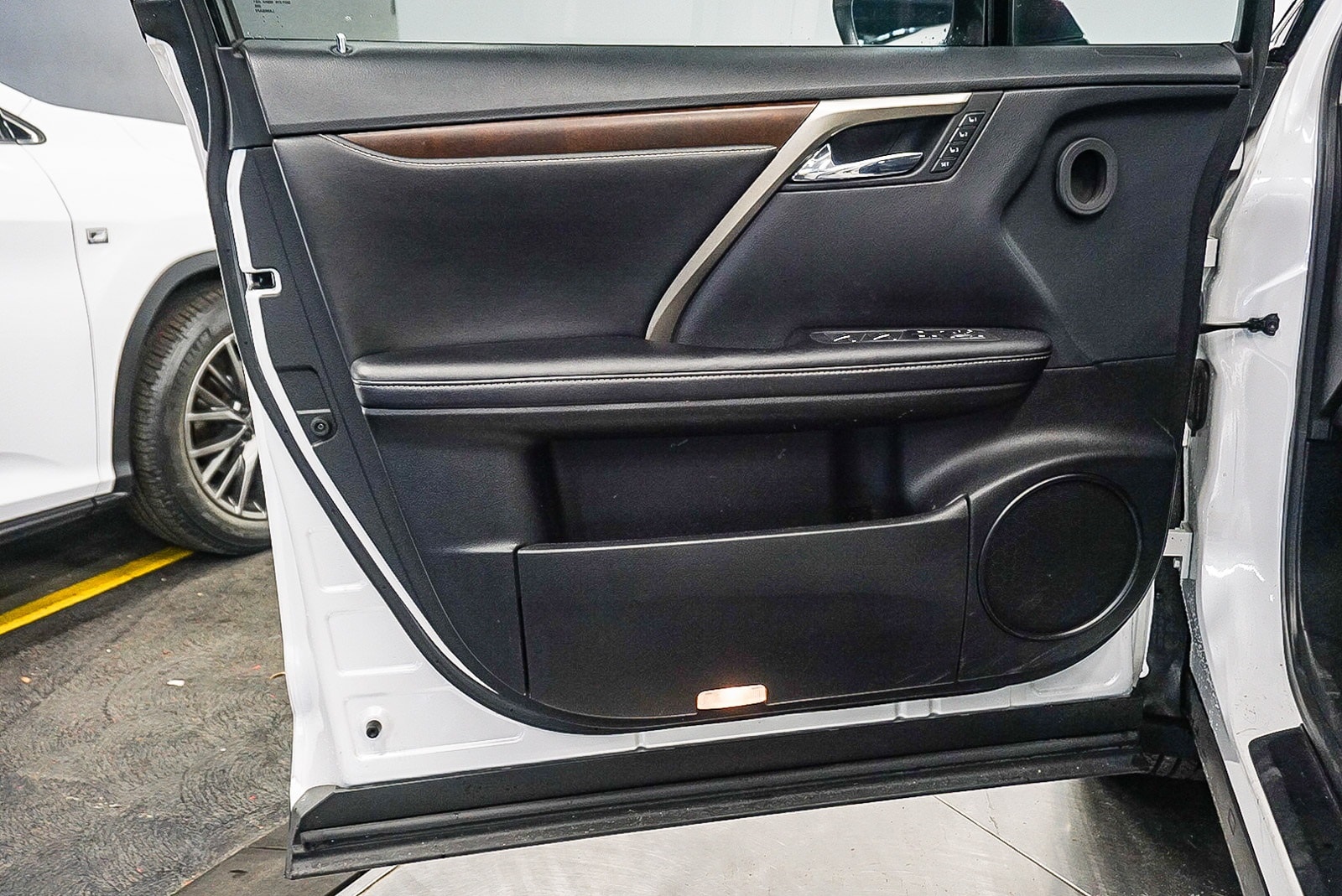 Thumbnail: 2021 Lexus RX - 22