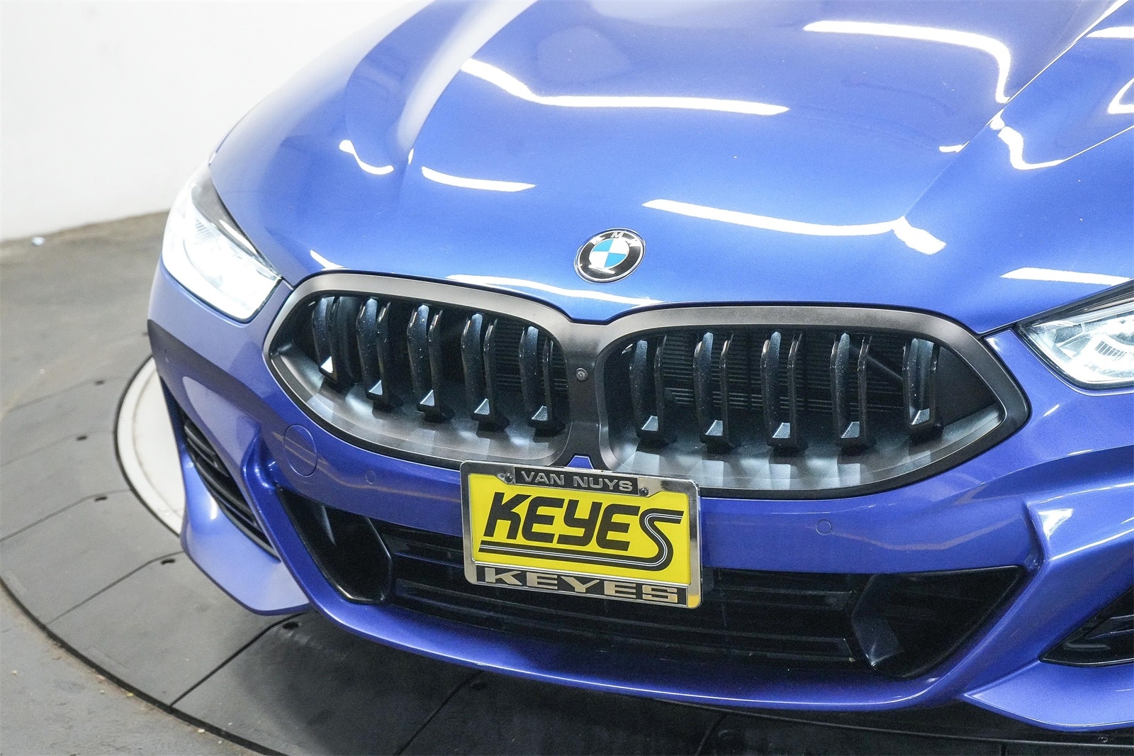 Thumbnail: 2025 BMW 8 Series - 9