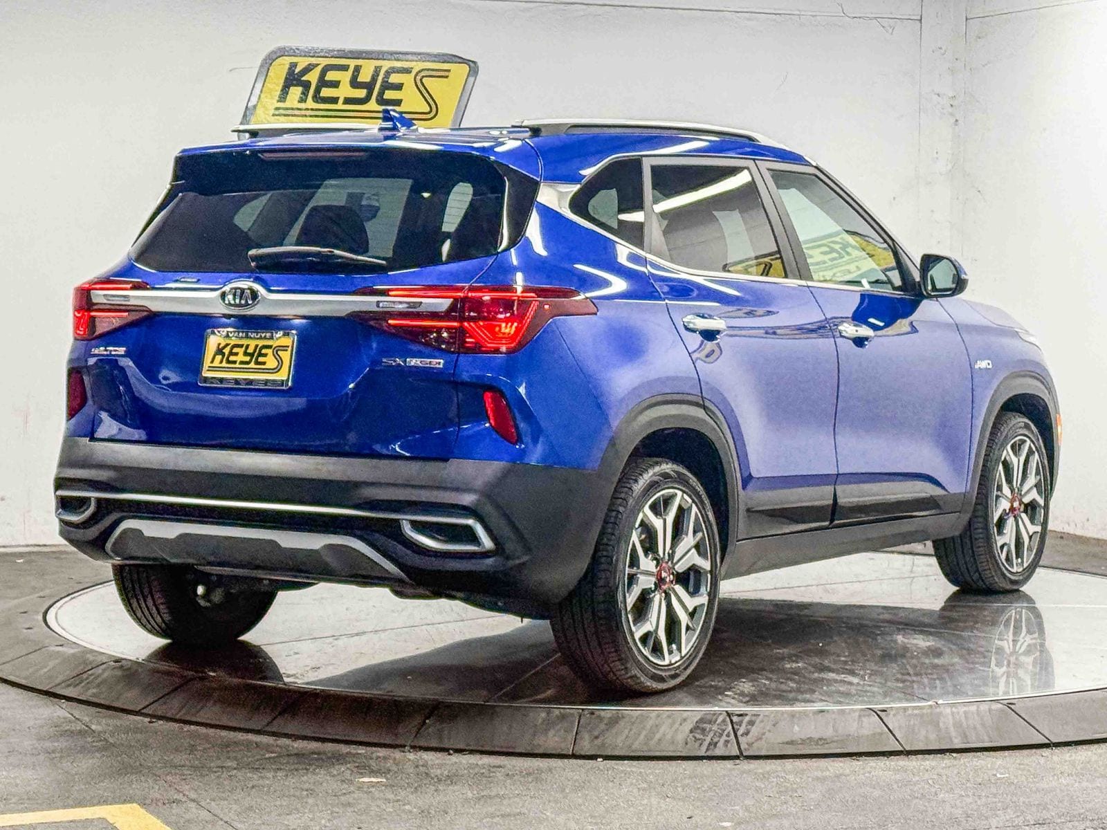 Thumbnail: 2021 Kia Seltos - 4