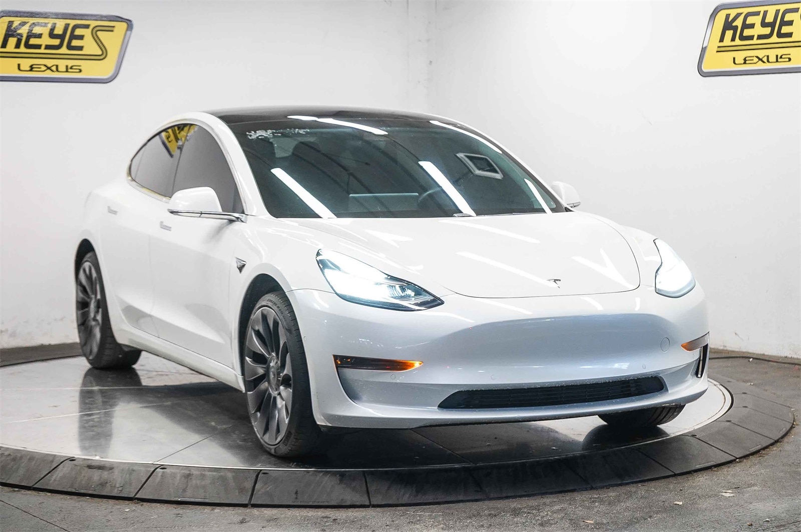 Thumbnail: 2020 Tesla Model 3 - 5