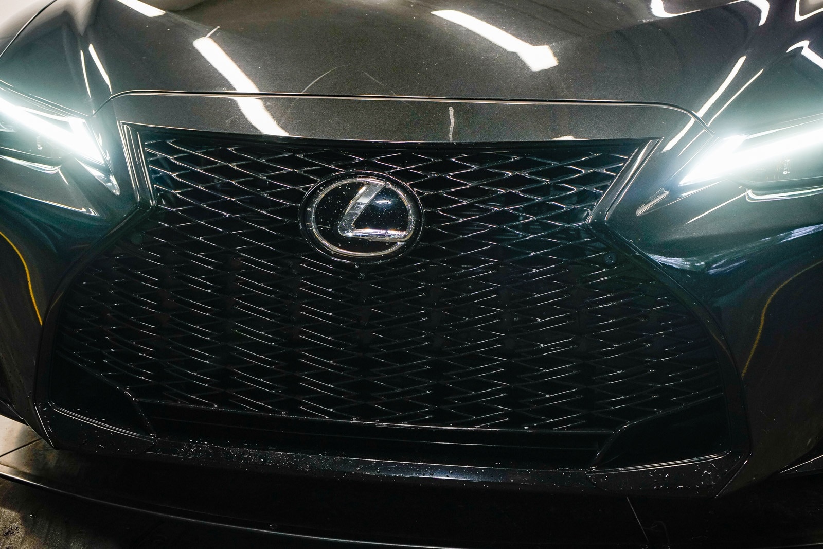 Thumbnail: 2023 Lexus IS - 8