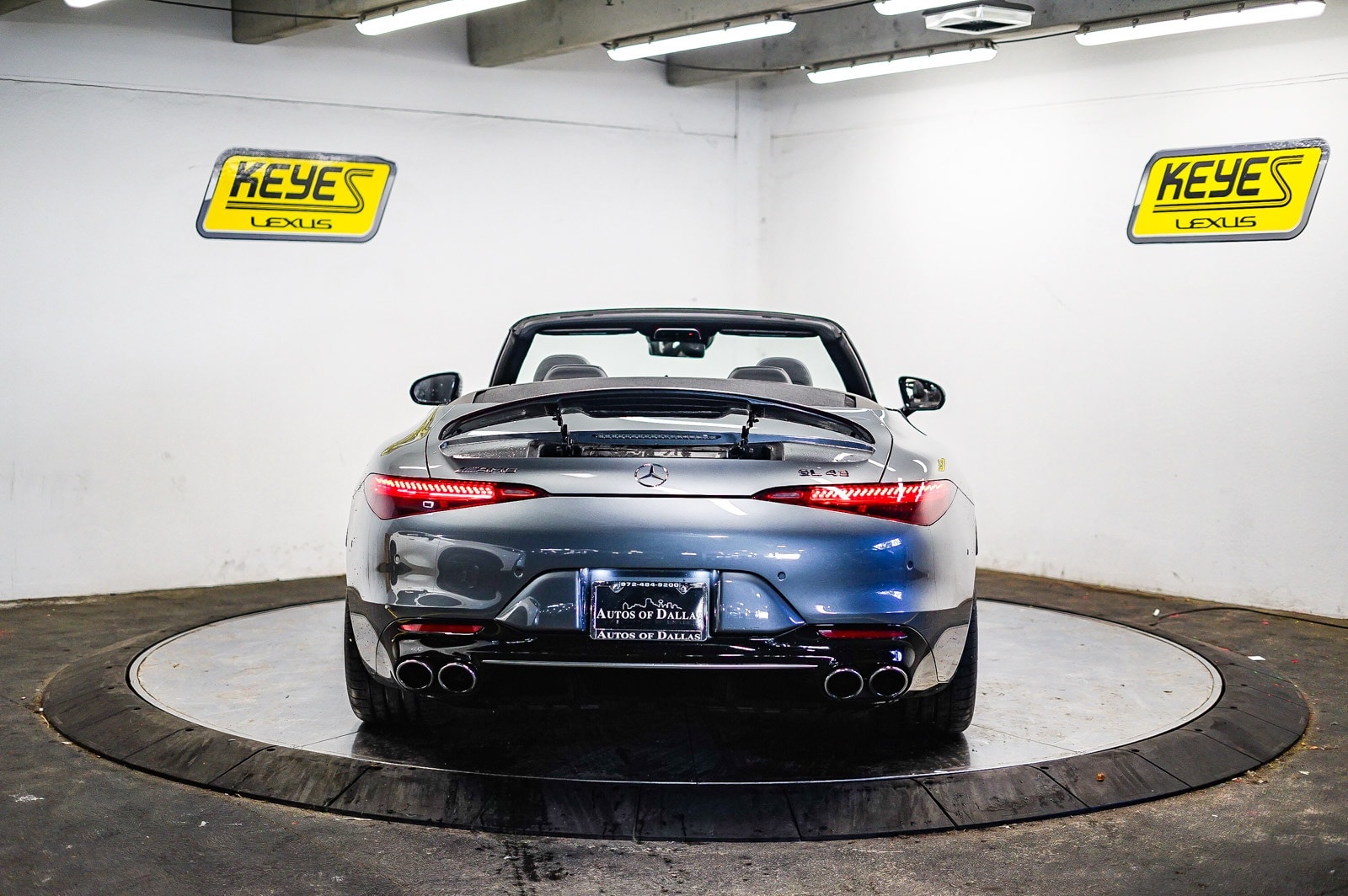 Thumbnail: 2023 Mercedes-Benz SL-Class - 3