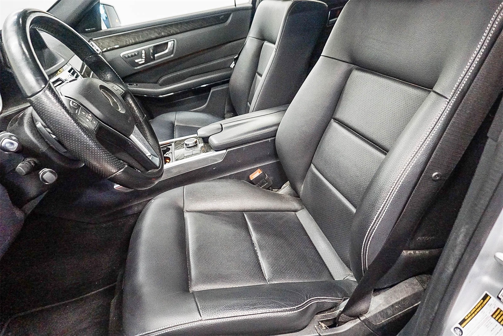 Thumbnail: 2016 Mercedes-Benz E-Class - 18