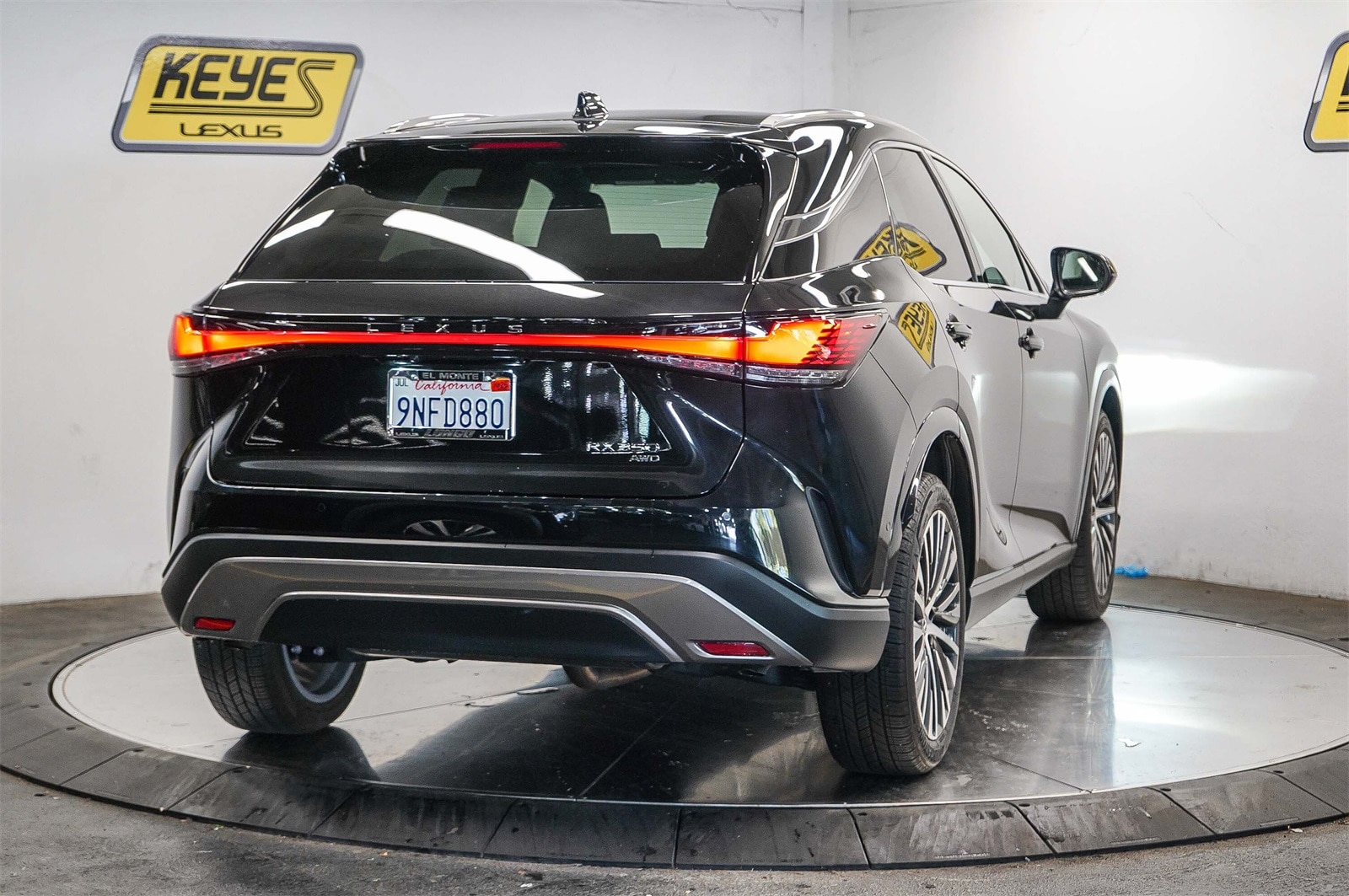 Thumbnail: 2024 Lexus RX - 4