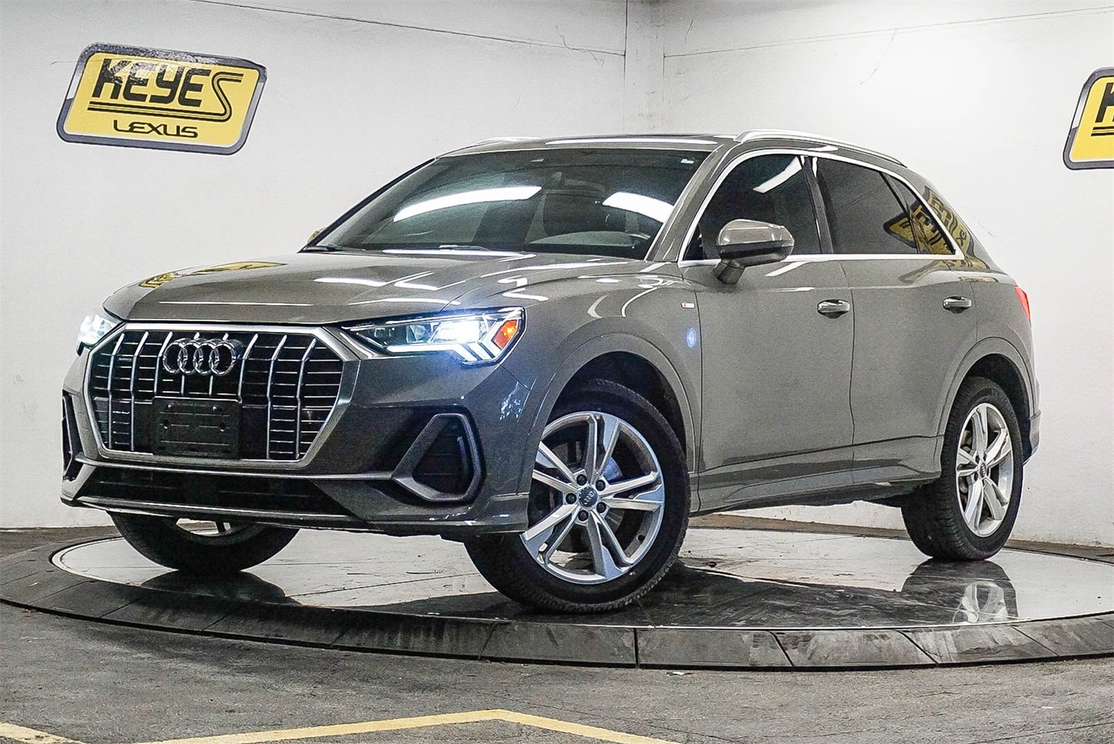 2020 Audi Q3 Premium Plus -
                  Van Nuys, CA