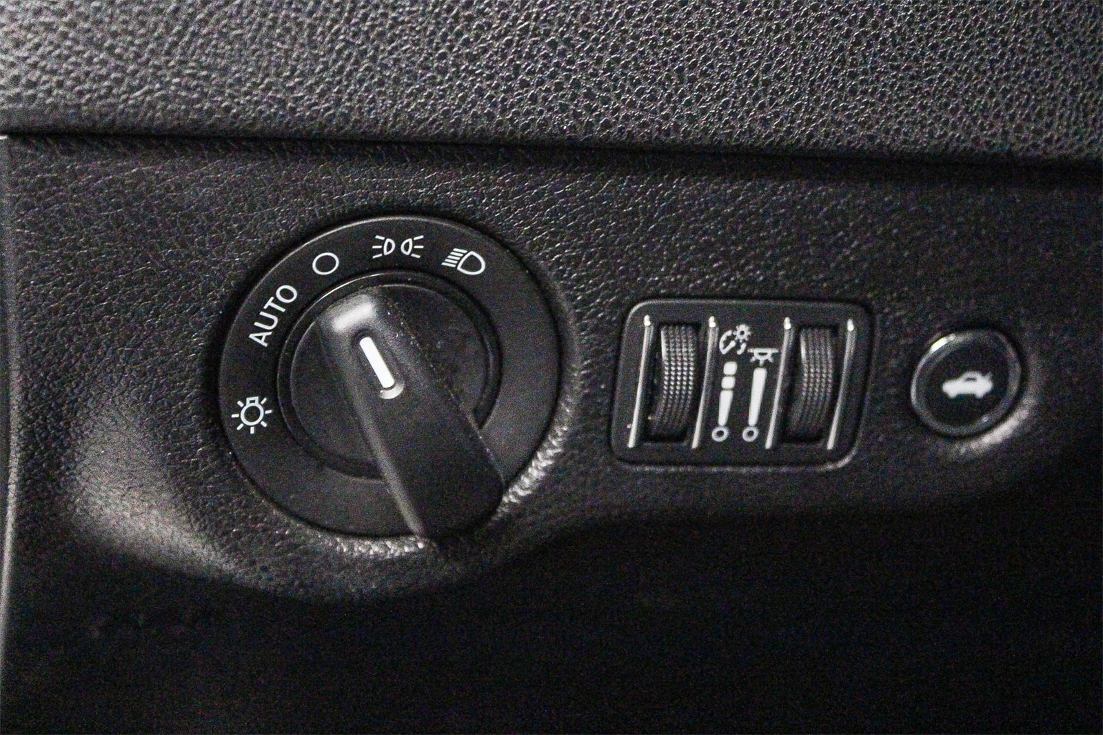 Thumbnail: 2022 Dodge Charger - 23