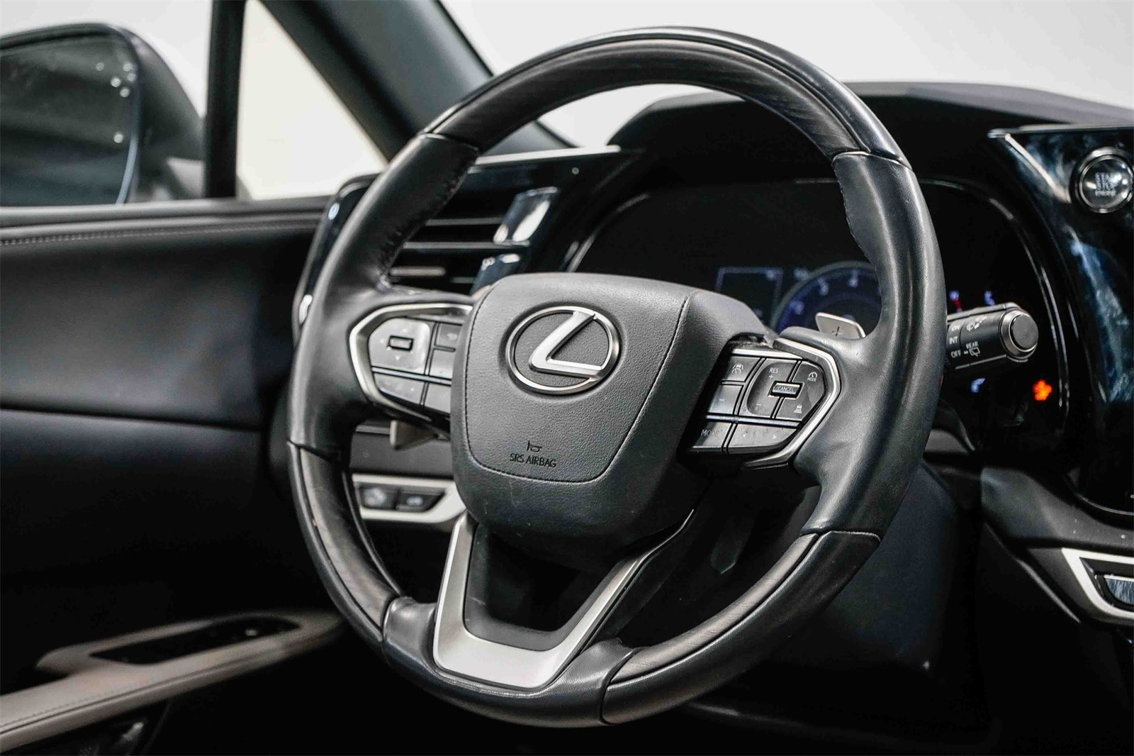 Thumbnail: 2024 Lexus RX - 15