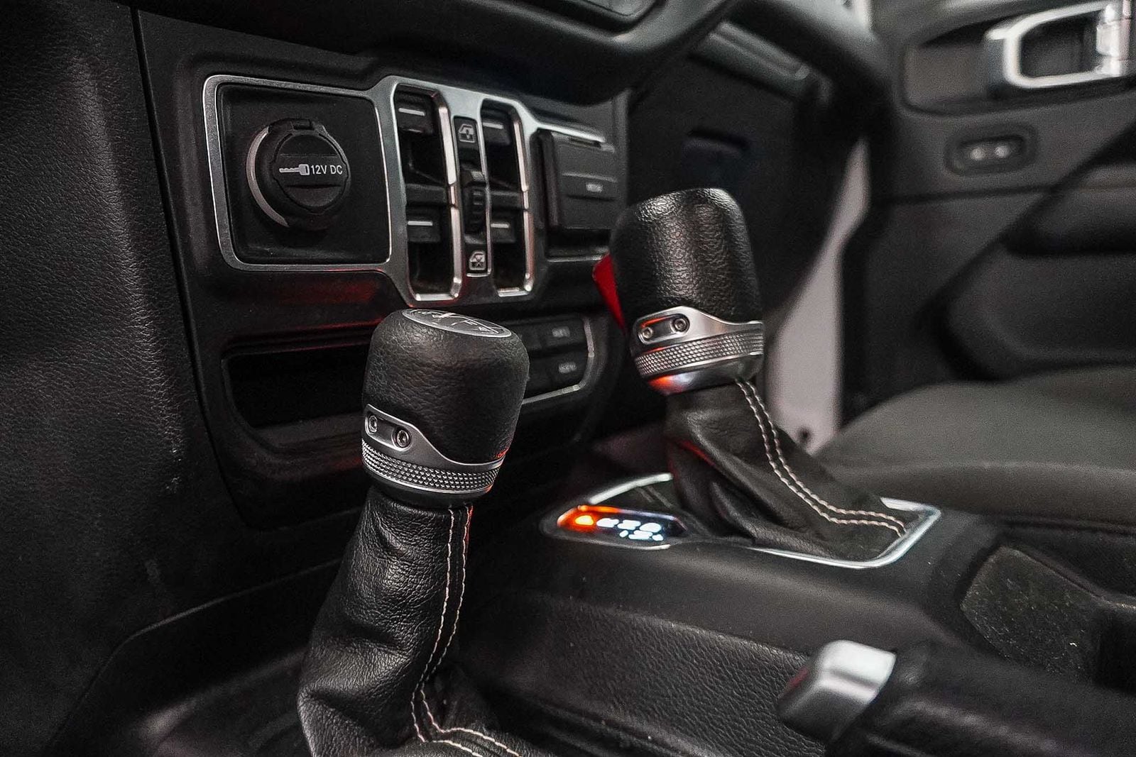 Thumbnail: 2023 Jeep Wrangler - 22