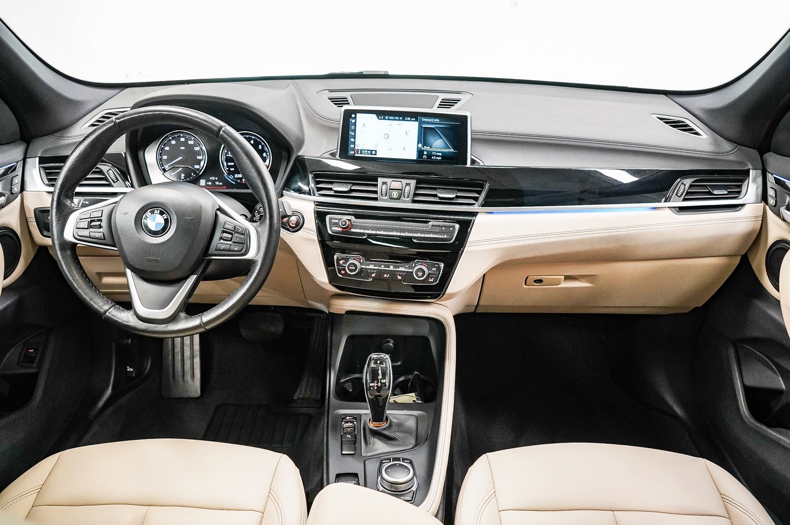 Thumbnail: 2020 BMW X1 - 12