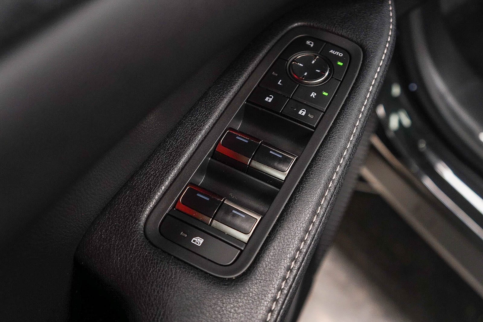 Thumbnail: 2024 Lexus RX - 21